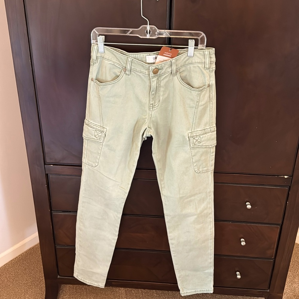 CAbi Celadon Cargo size 6